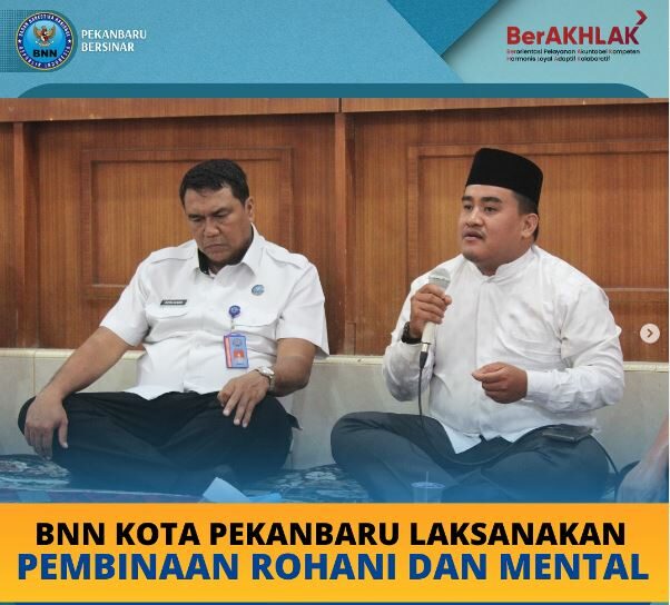Kegiatan Binrohtal (Pembinaan Rohani dan Mental) di aula kantor BNNK Pekanbaru Konsep Otomatis